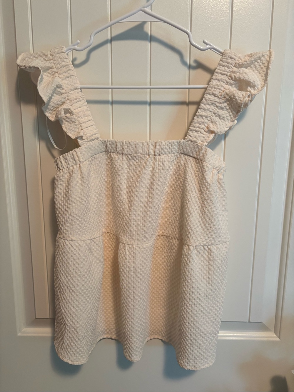 Heyson Cream Seersucker Smocked Ruffle Strap Tiered Babydoll Top S